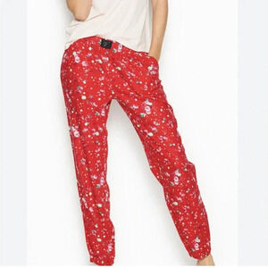 Victoria’s Secret red floral flannel pajama bottoms Small